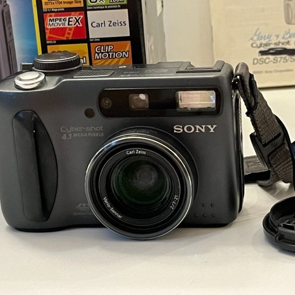 Sony Cyber-shot DSC-S85 4.1MP Digital Cameras with Box & Manual PART ONLY - Picture 2 of 6